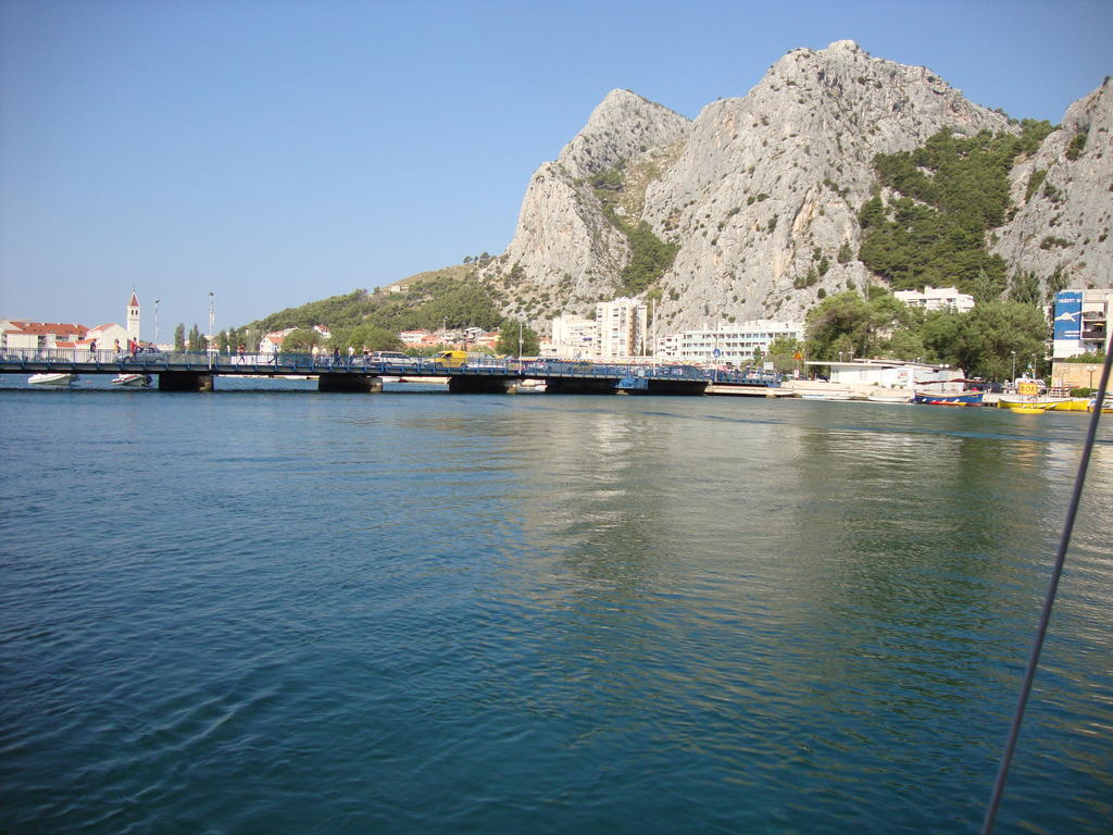 Apartments Villa Amalia Omiš Екстериор снимка